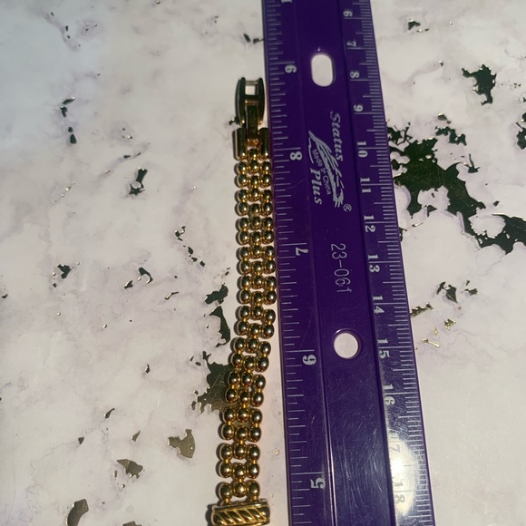 VINTAGE MICKEY MOUSE DISNEY TIME WORKS LADIES LINK WATCH Gold Bracelet - Picture 7 of 7